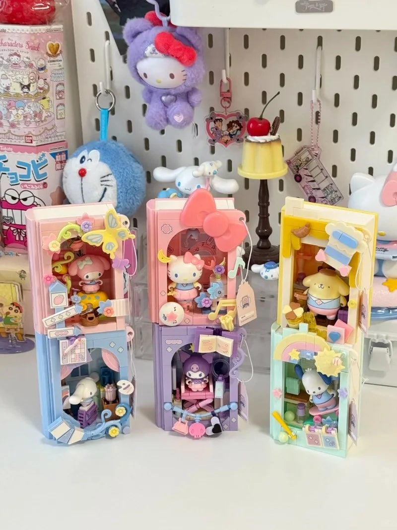 Sanrio Campus Diary Building Block Book – Kuromi, Hello Kitty & Friends Blind Box Desk Decoration