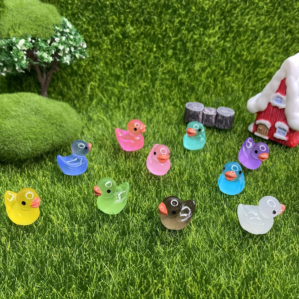 50PCS Glowing Mini Resin Little Ducks Moss Microlandscape Miniature Duck Figurines Fairy Garden Accessories Home Decor