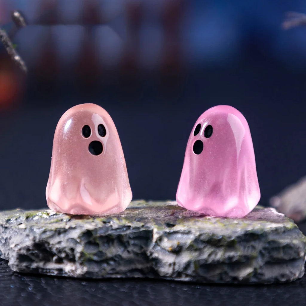 Mini Resin Ghost Tree Elves Small Figurines Glow in The Dark Halloween Luminous Kids Festival Party Decor Glowing Miniature Toy