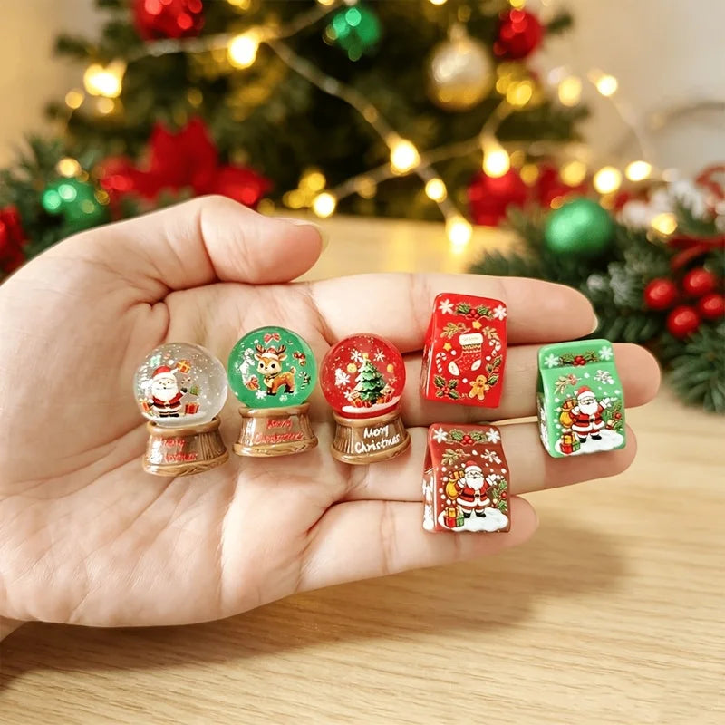 Mini Christmas Resin Figurine Set, 6 Pieces 🎄🎁❄️