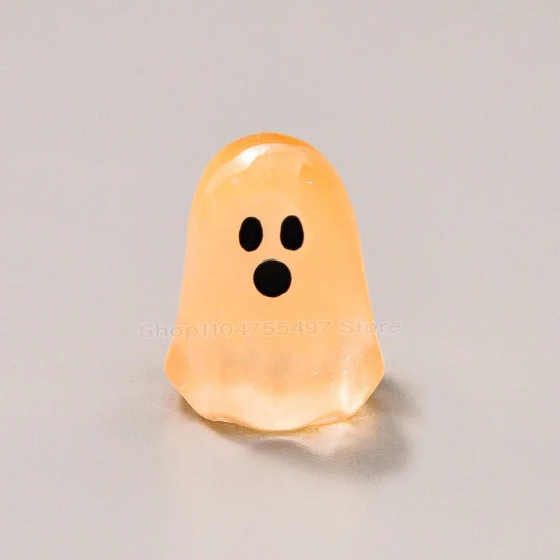 Mini Resin Ghost Tree Elves Small Figurines Glow in The Dark Halloween Luminous Kids Festival Party Decor Glowing Miniature Toy