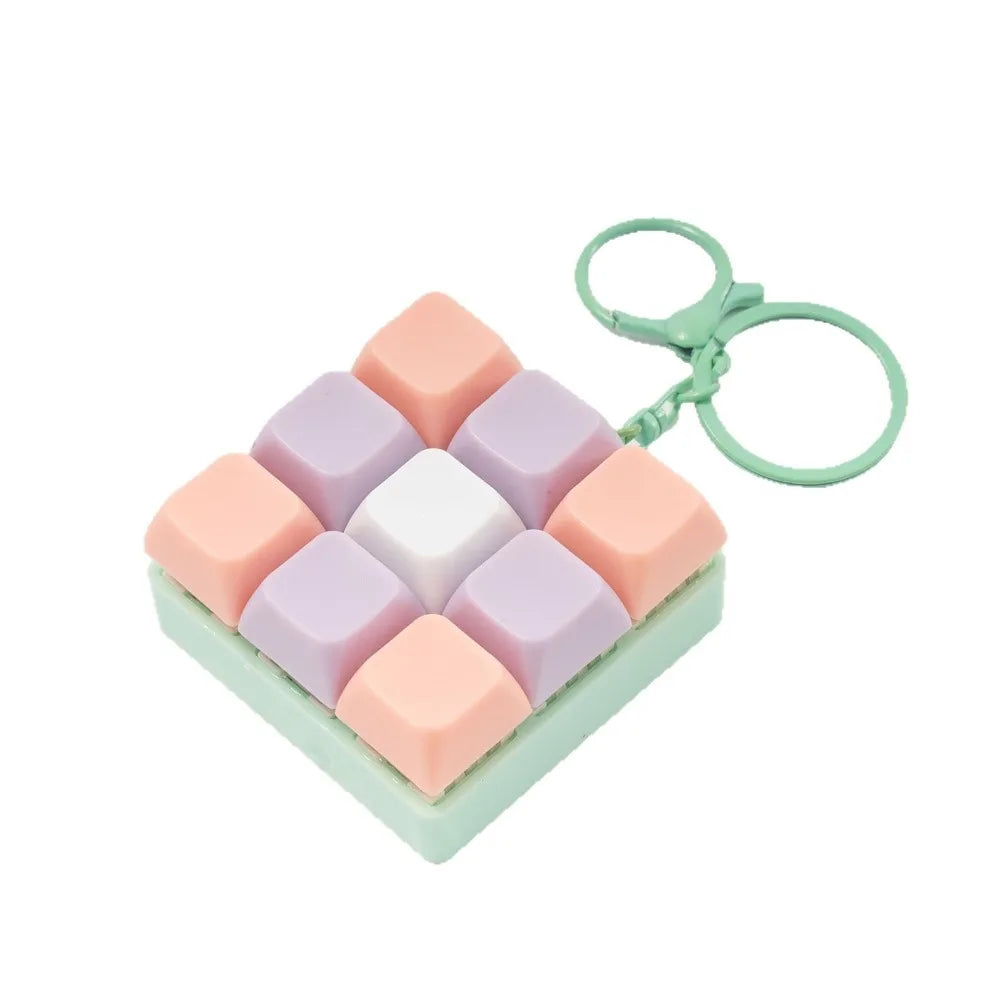 Mini Keyboard Fidget Keychain – 9-Key Decompression Toy for Adults & Kids