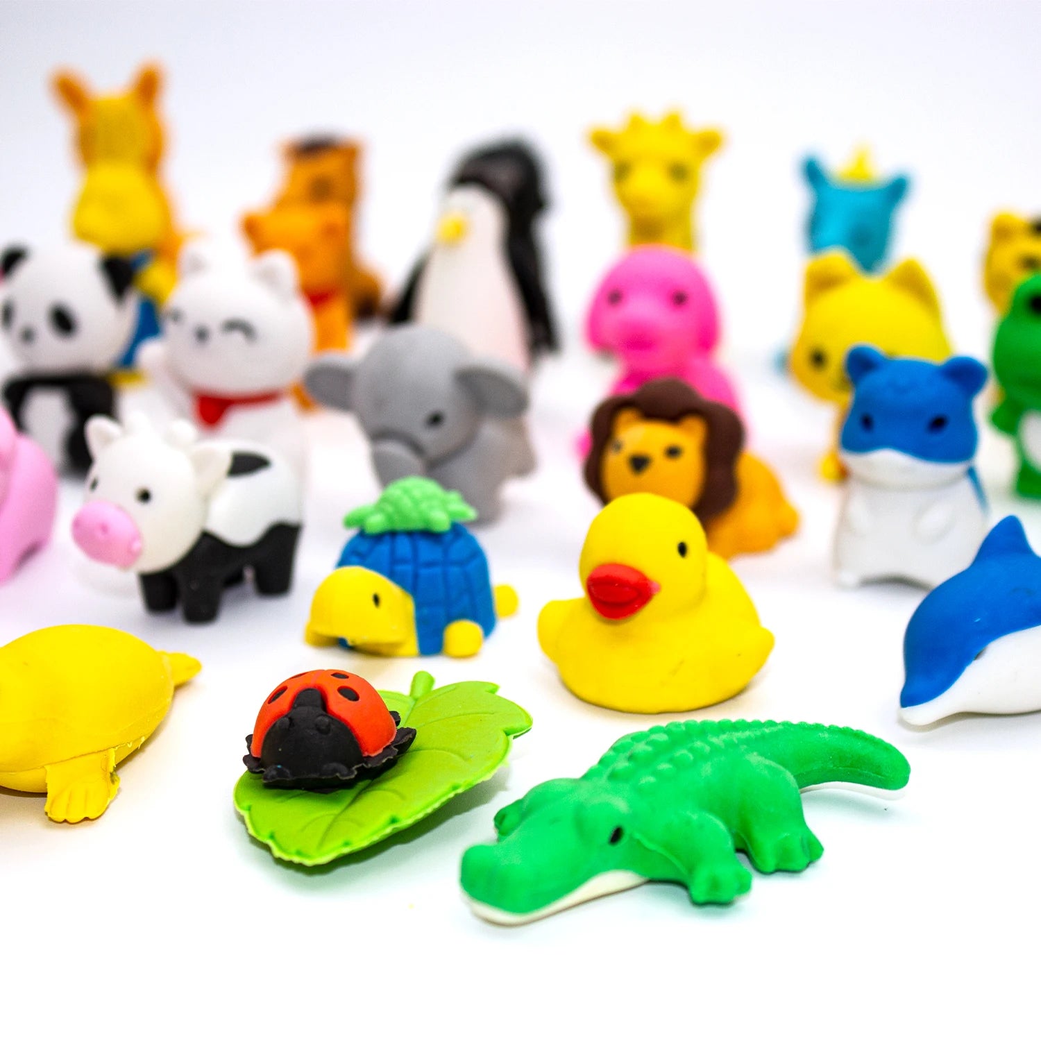 30 Random Cute Animal Erasers, Colorful Mini Erasers, Student Desktop Stationery Supplies, Party Gifts, School Gift Supplies