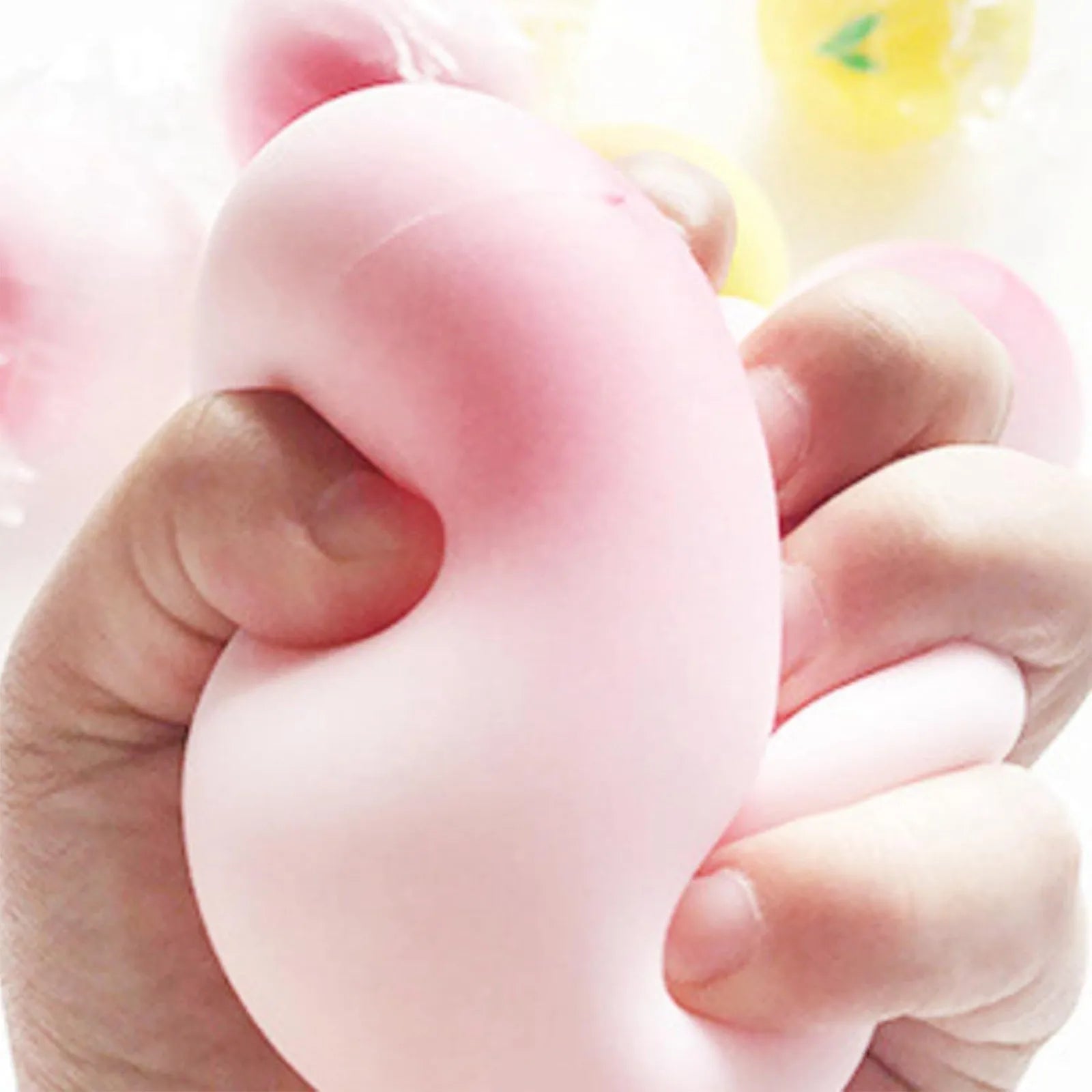 Fidget Toy Cartoon Peach PU Squishy Slow Rising Anti Stress Decompression Kawaii Kids Squishies Toys Gift