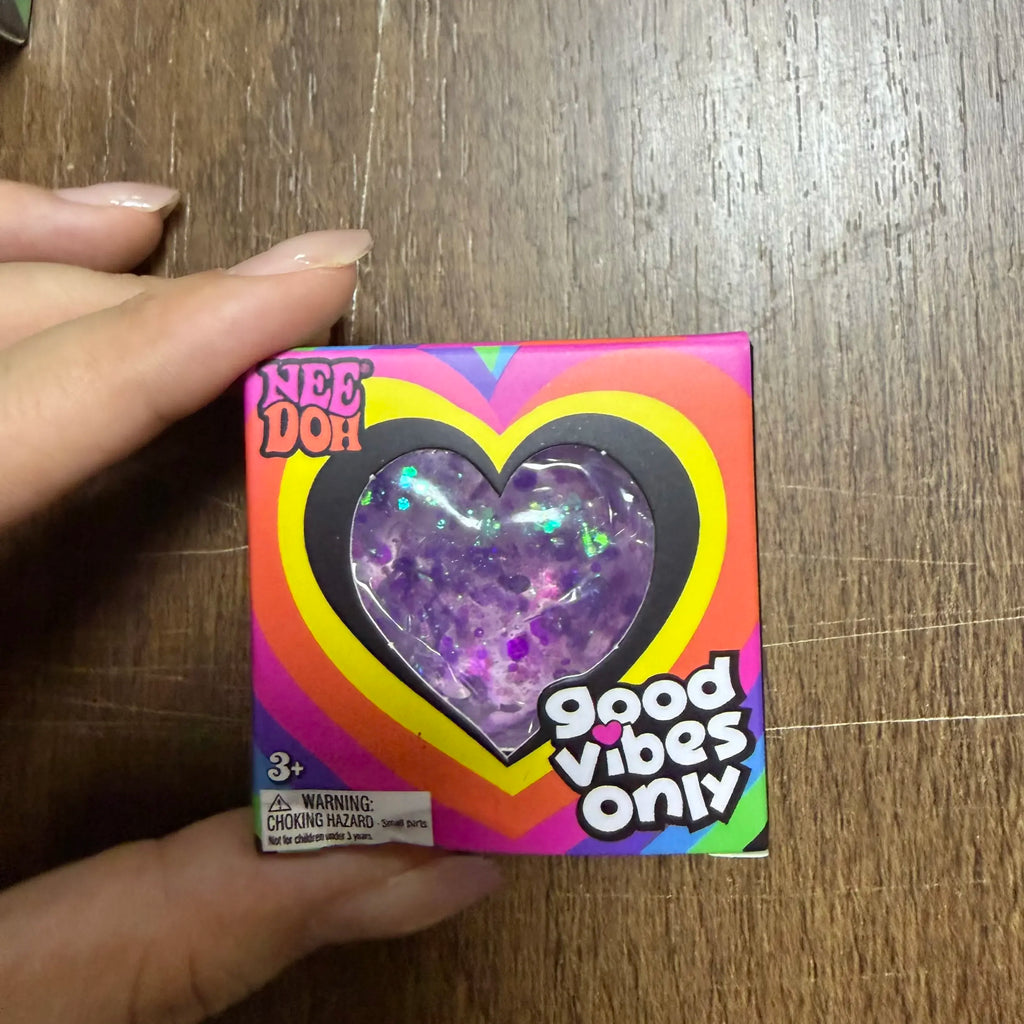 NEW Heart- Squishy Toy,Soft and Comfortable to theTouch,Non-Sticky,Quick to Bounce Back,Cute and Compact,Portable Palm-Sized Toy