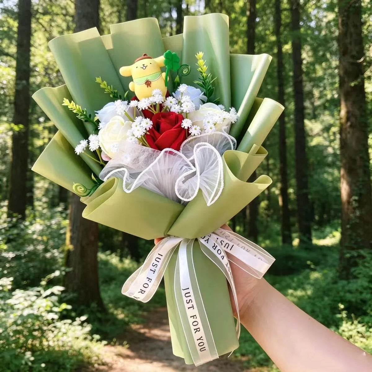 Genuine Sanrio Characters Plush Toys With Artificial Flowers Creative Handmade Bouquets Christmas Birthday New Year Gift