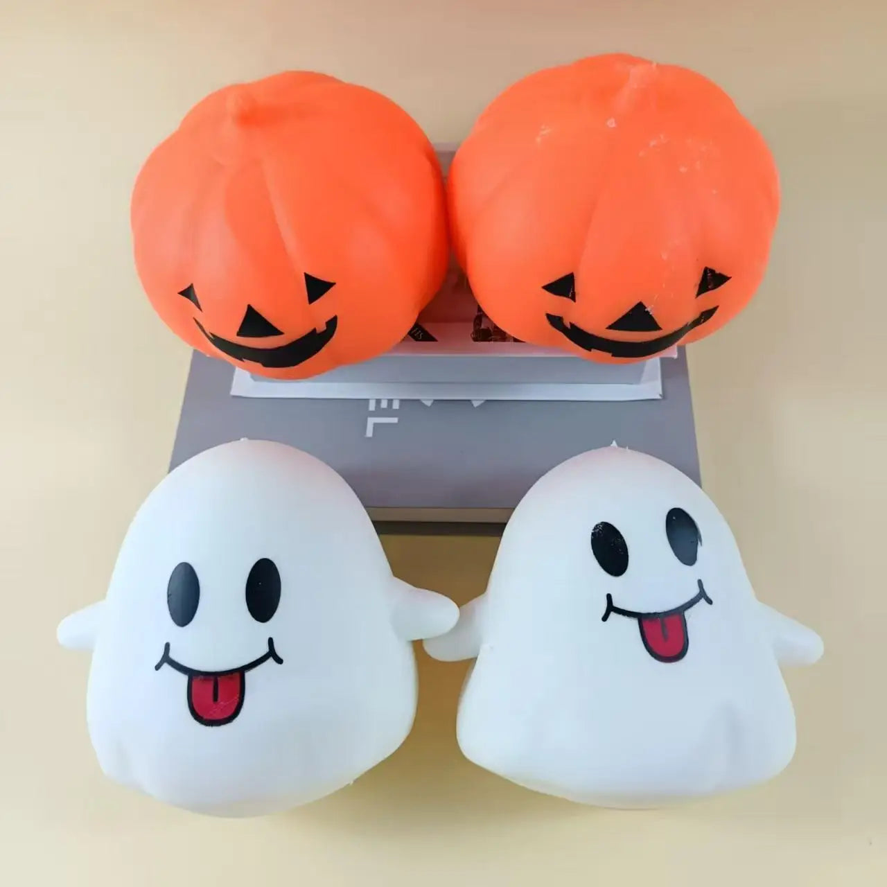 Halloween Ghost & Pumpkin Squishy Toy Set, Slow Rising Stress Relief Fidget Decompression Sensory Toy