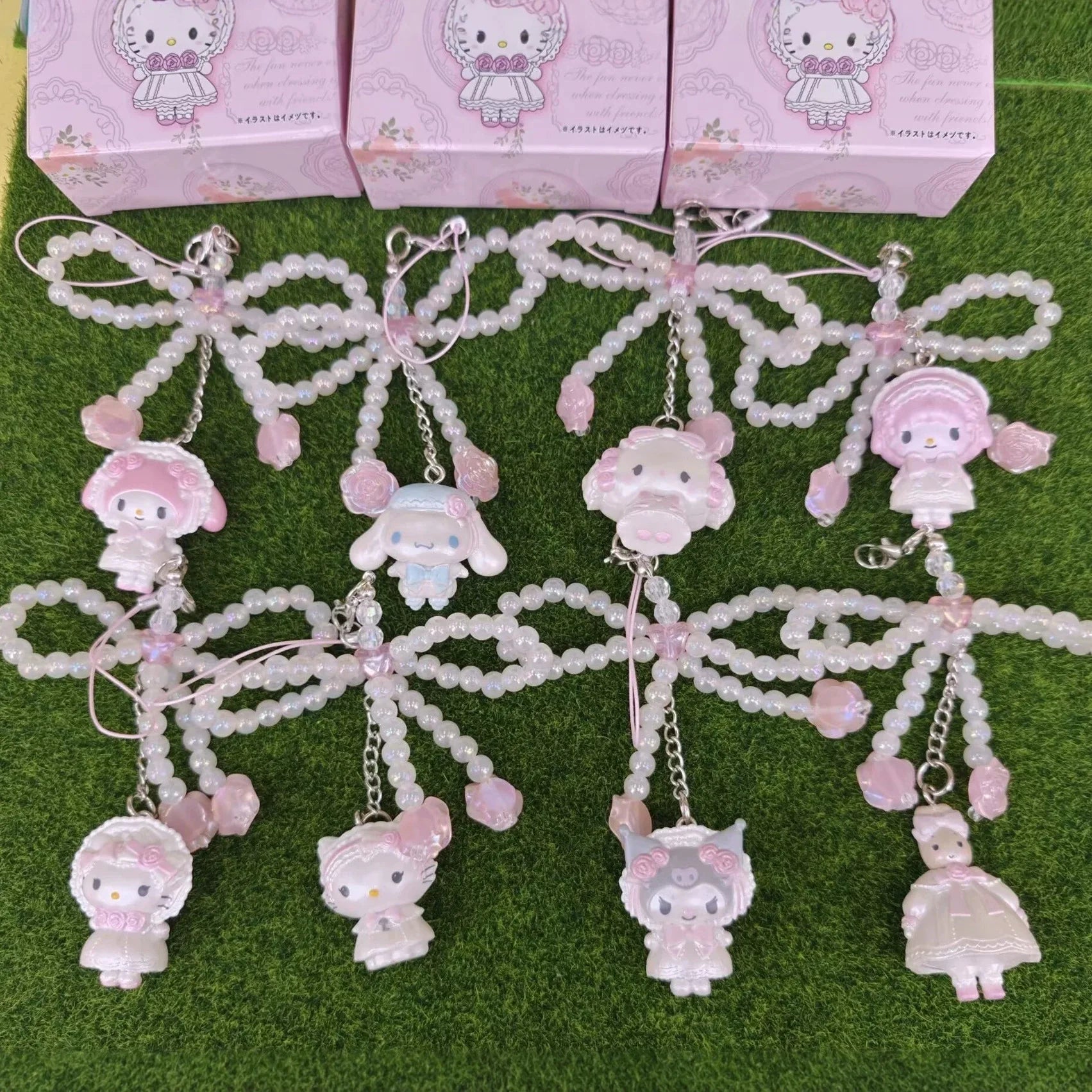 Sanrio Pearl Bow Bonnet Keychain – Hello Kitty & Cinnamoroll Mystery Blind Box Pendant