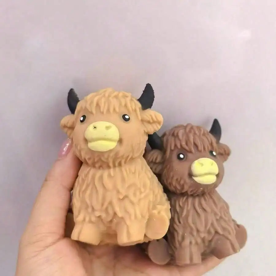 Scottish Highland Cow & Cheese Squishy Toy – Slow Rising Soft Squeeze Fidget Toy | Cute Animal Gift