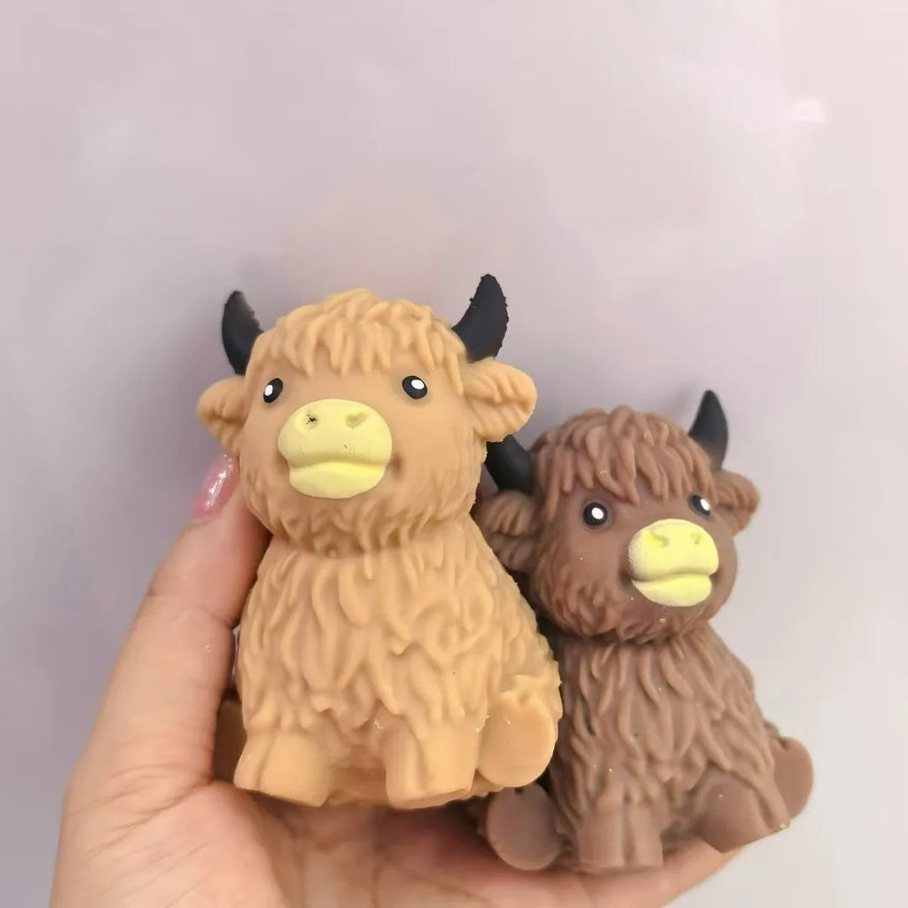 Scottish Highland Cow & Cheese Squishy Toy – Slow Rising Soft Squeeze Fidget Toy | Cute Animal Gift