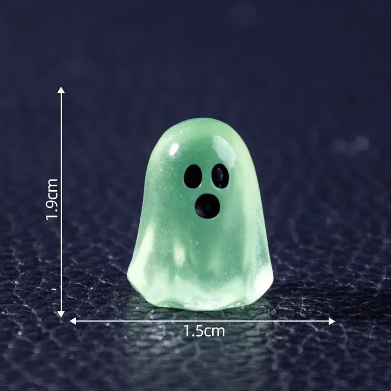 Mini Resin Ghost Tree Elves Small Figurines Glow in The Dark Halloween Luminous Kids Festival Party Decor Glowing Miniature Toy